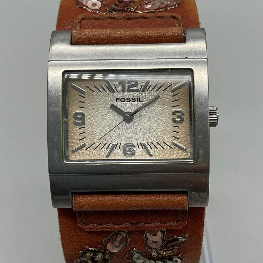 Fossil Womens Watch 30mm Cream Dial Brown Leather Floral Sequin Band New Battery